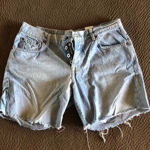Size8/29 Lucky shorts